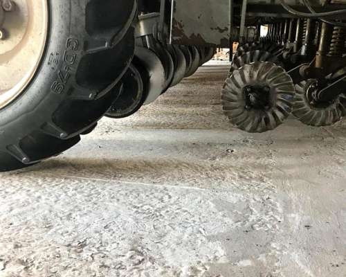 Sembradora Gimetal a Chorrillo, 21 Cuerpos a 21cm