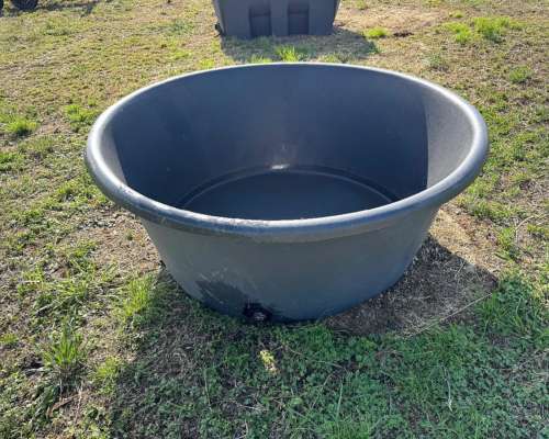 Bebedero de Plástico Nuevo