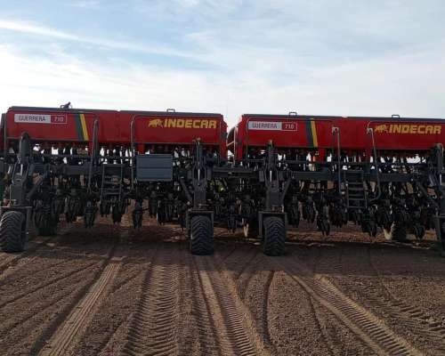 Sembradora Indecar Guerrera 710