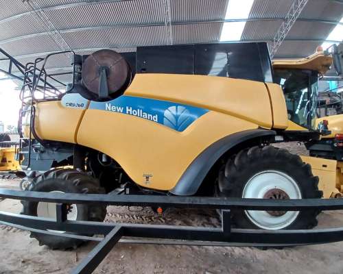 Cosechadora New Holland CR9060 Usada - Patona