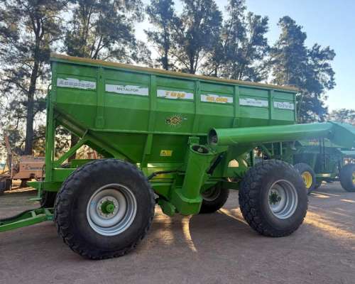 Comofra, Acoplado Tanque de 8,000 Lts