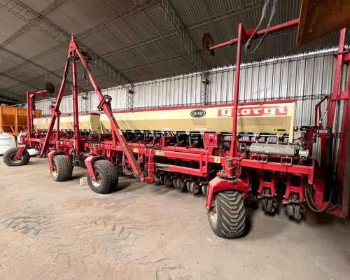 Sembradora Giorgi 56 Lineas a 19 cm año 2007