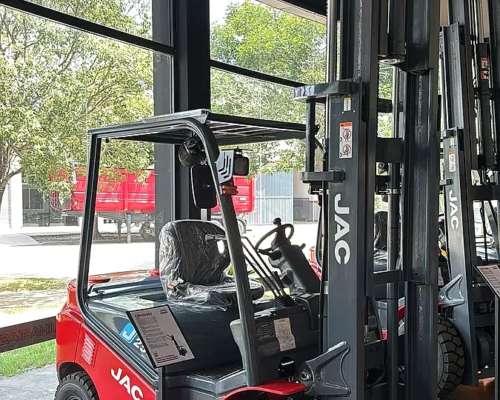 Autoelevador JAC 25j 2500 Kg Altura Maxima 4800 MM Diesel