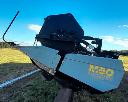 Cosechadora Massey Ferguson 9790 + Plataforma MBO