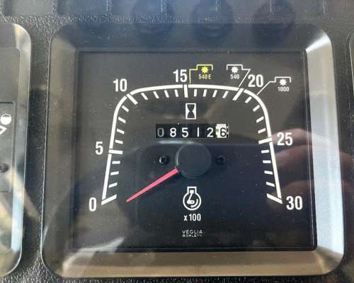 Tractor New Holland TM 7010