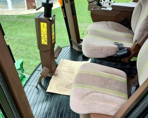 Cosechadora Jhon Deere 9570 STS Traccion Simple con CAB 25 P