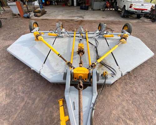 Desmalezadora 5 Mts. Usada