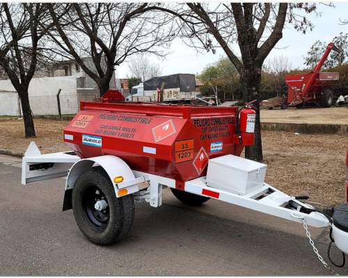Acoplado Tanque Cisterna de Chapa para 1.000 Lts.