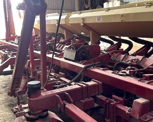 Sembradora Giorgi Precisa 8000 de 24 Lineas a 52 cm