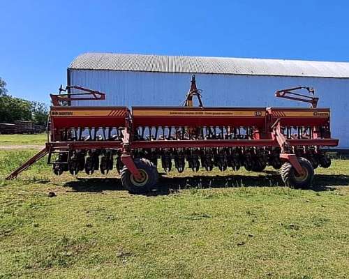 Sembradora Bertini 28.000 Neumatica de 20 a 41