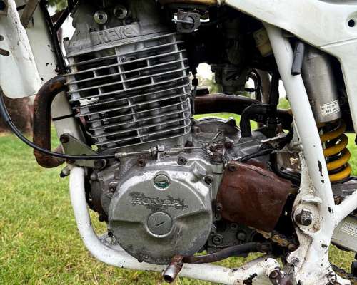 Honda XR 600 muy Linda.