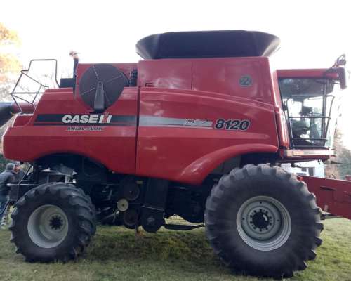 Case 8120 Afs, Draper de 40p