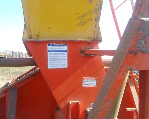 Embolsadora de Granos Loyto EG9 año 2006