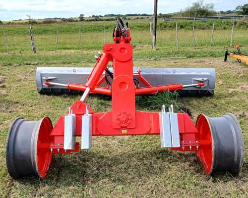 Niveladora de Arrastre D.n.a. 3.6 Distrimaq