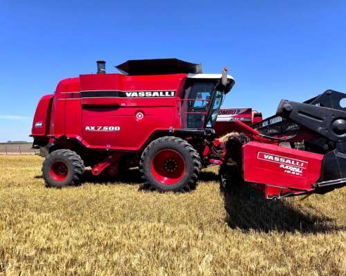 Cosechadora Vassalli Ax7500, 2013, 4wd, 35 Pies, 3432htrilla