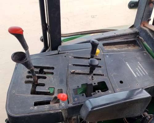 Tractor John Deere 6300