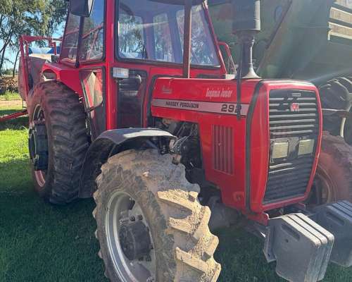 Tractor Massa, Ferguson 292. Doble Tracción . Cabina Origi