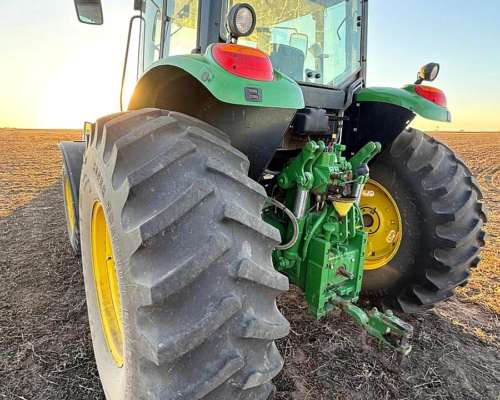 Tractor John Deere 6135j Mod. 2021 - Financiación Exclusiva