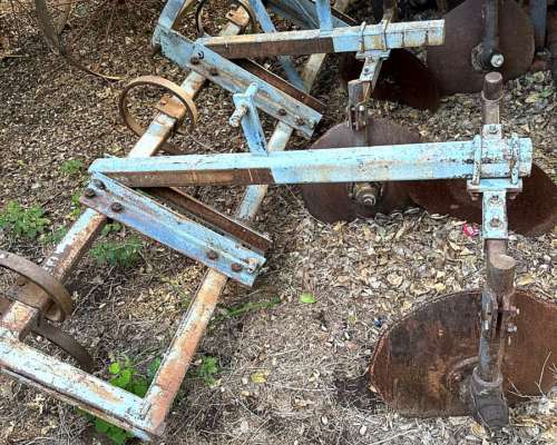 Vibrosurcador Bordeador Cultivador 3 Puntos