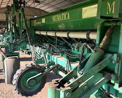 Sembradora Pierobon Neumática de 20 a 52