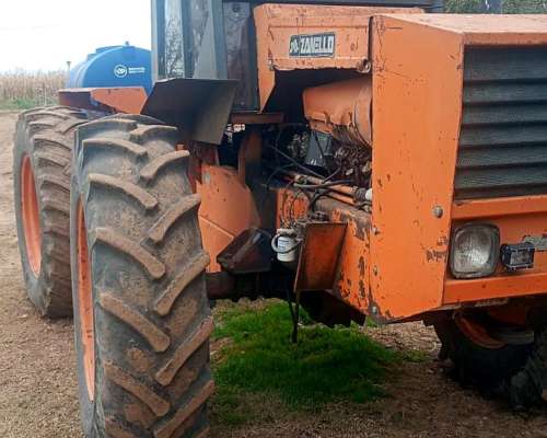 Zanello 4200 con Motor Deutz 160hp.
