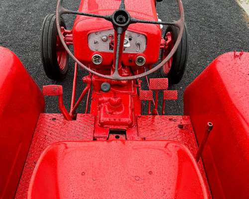 Tractor Fahr D45l con Toma de Fuerza