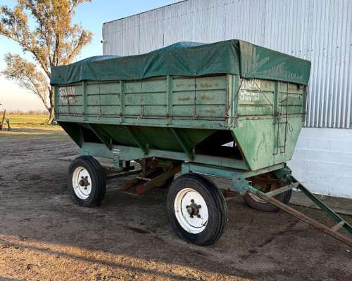 Tolva 6 TN muy Buena