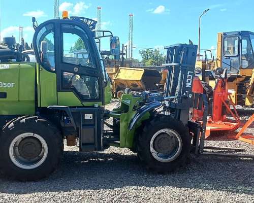 Vendo Autoelevador 4X4 Todo Terreno