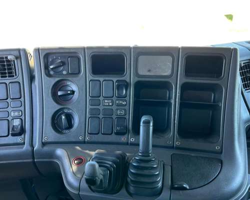Scania R 330 Tractor año 2006.chasis Solo o Enganchado
