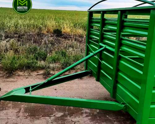 Acoplado Jaula para Ovinos y Porcinos