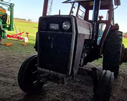 Agricola Tractor Massey Ferguson 1175