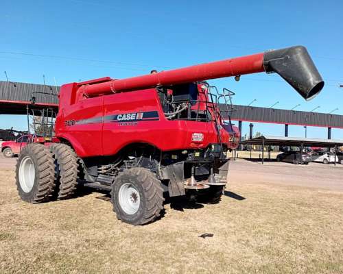 Case IH Axial Flow 7130 - año 2017