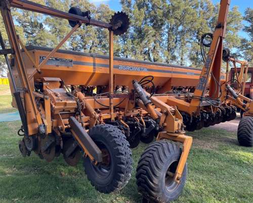 Agrometal MX 33/21, año 2000