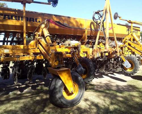 Sembradora Fabimag, 18 a 42, año 2005, Fertilizacion Simple,