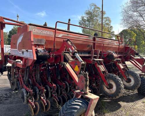 Crucianelli Pionera 35-17. Buena Maquina