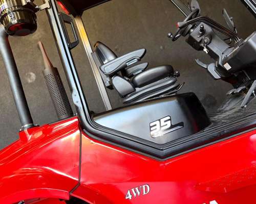 Tractoelevador 4X4 C/alta y Baja Diesel