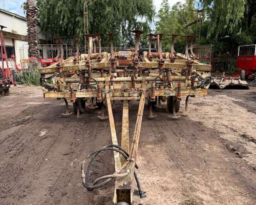 Cultivador de Campo Nannini Lorenz de 6,60 de Ancho Trabajo