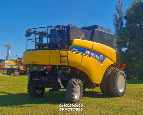 Cosechadora CR 5080, 30 Pies, Motor Reparado, 2013