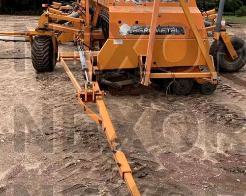 Agrometal TX Mega 2012 20/42 Neumática, Fertiliz en Linea