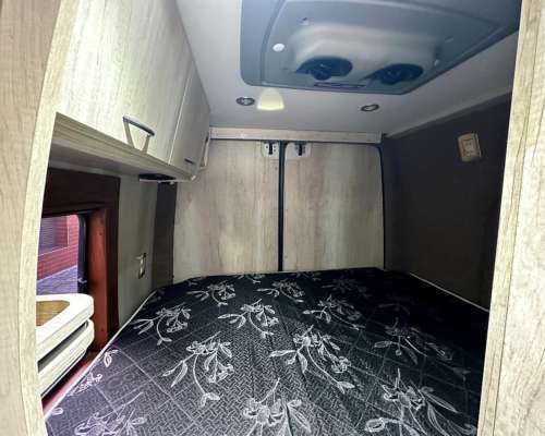 Hermoso Motorhome Mercedes Benz Sprinter 515 para 4 Personas