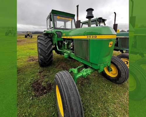 Tractor John Deere 3530, año 1980