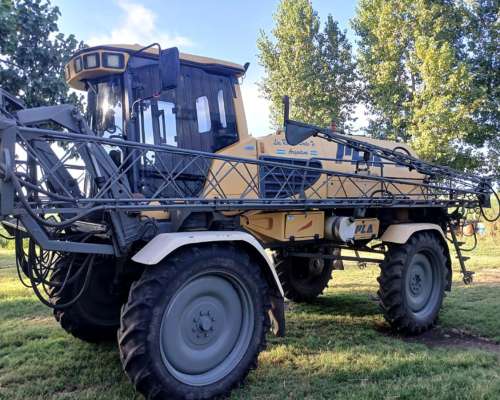 Fumigadora Pla con Motor Deutz 120 HP en muy Buen Estado