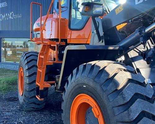 Cargadora Frontal Develon - Hyundai Sd320a