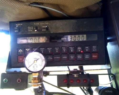 Pulverizadora Terrestre Autopropulsada- AG Chem RO Gator 854