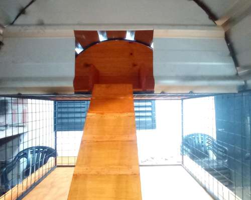 Gallinero Móvil Prefabricado para 10-12 Gallinas