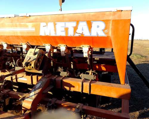 Sembradora Marca Metar 4200
