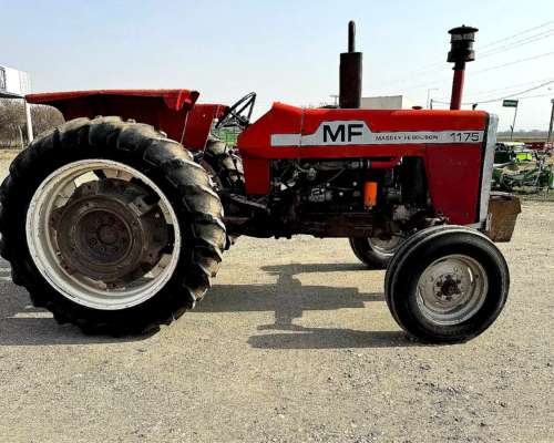 Tractor Massey Ferguson 1175 con Tres Puntos