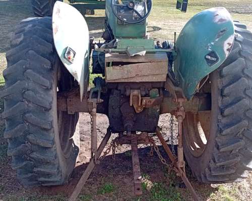 Tractor John Deere 445