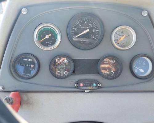 Tractor Pauny 250 Doble Traccion. Rodado Dual, 14000hs
