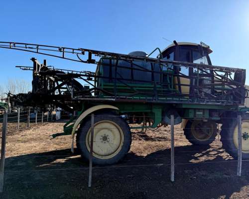 John Deere Caimán 3028. Botalón 28 Mts. Piloto 9 Cortes.